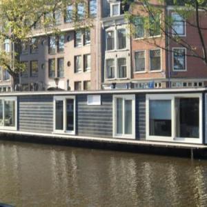 The Guest-Houseboat Amsterdam