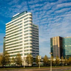 Holiday Inn Express Amsterdam Arena towers 