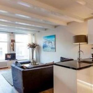 Experience an exquisite blend of 18th century Amsterdam! 4 Bedroom Duplex Penthouse Amsterdam