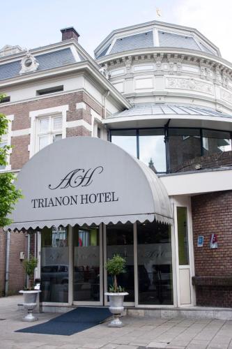 Budget Trianon Hotel - main image