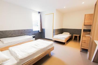 Hostel The Globe - image 11