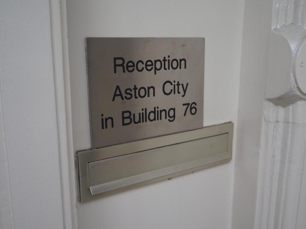 Aston City Hotel - image 4