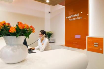 easyHotel Amsterdam City Centre South - image 3