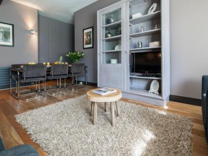 Short Stay Group City Park Serviced Apartments - image 9