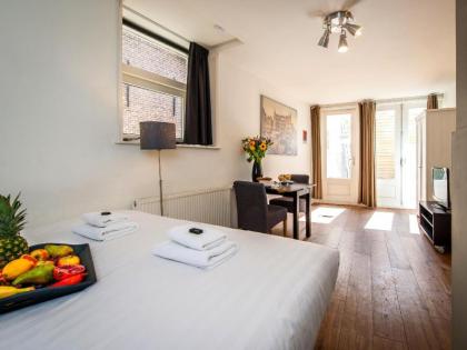 Short Stay Group Harbour Apartments - image 15