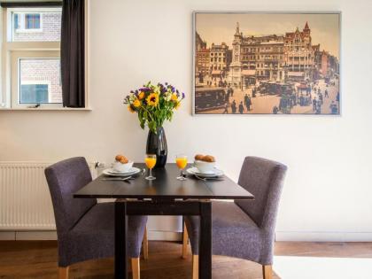 Short Stay Group Harbour Apartments - image 17