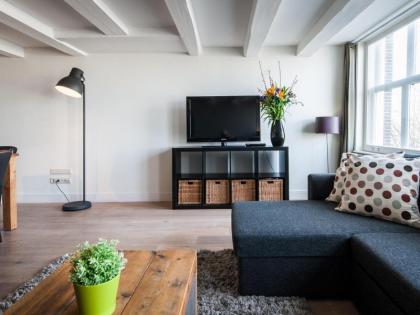 Short Stay Group Harbour Apartments - image 4