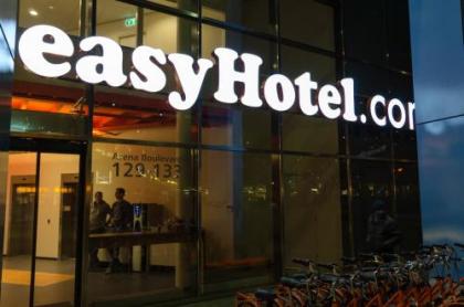easyHotel Amsterdam Arena Boulevard - image 10