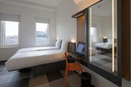 easyHotel Amsterdam Arena Boulevard - image 18