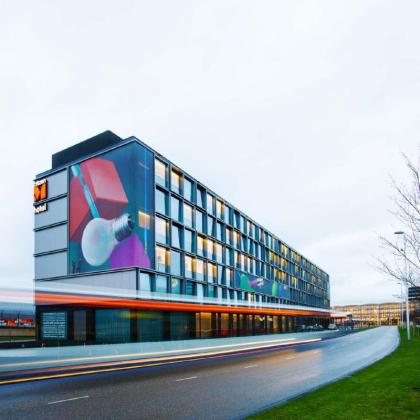 citizenM Schiphol Airport - image 2