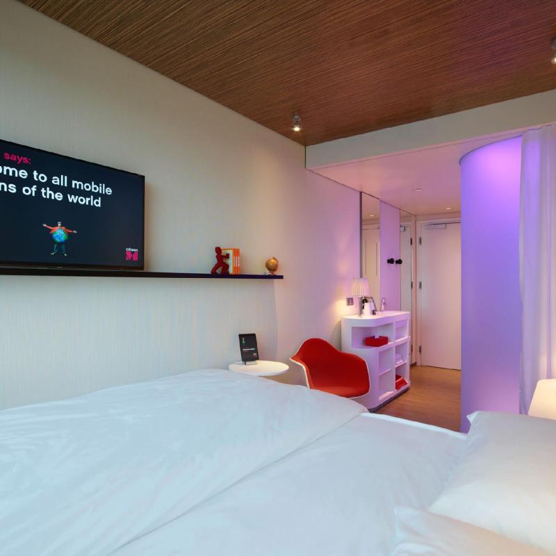 citizenM Schiphol Airport - image 3
