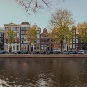 the Pavilions Amsterdam the toren