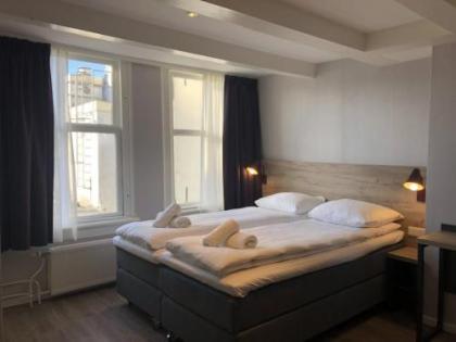Facade Hotel Amsterdam - image 11