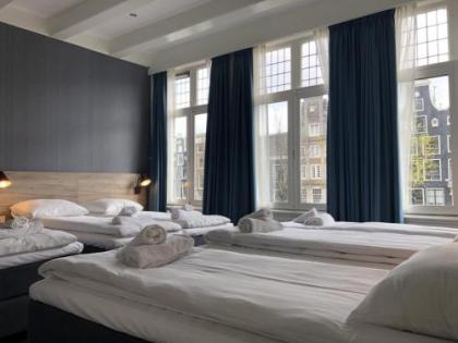 Facade Hotel Amsterdam - image 8