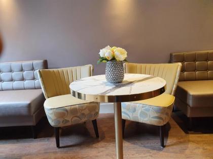 Aadam Hotel Wilhelmina - image 6