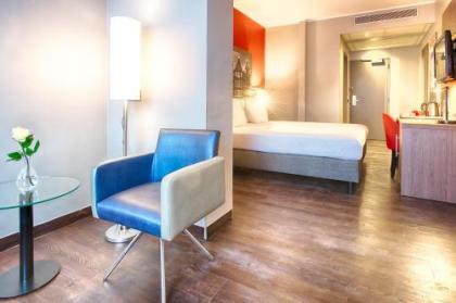 Leonardo Hotel Amsterdam City Center - image 8