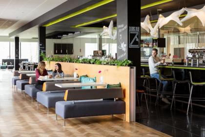 Novotel Amsterdam City - image 16