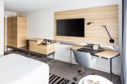 Novotel Amsterdam City - image 3