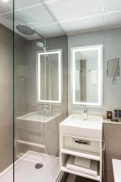 Novotel Amsterdam City - image 9