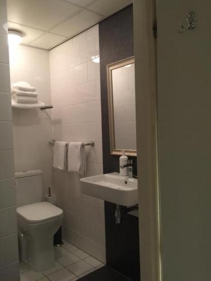 France Hotel - image 2