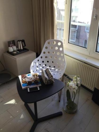 France Hotel - image 8