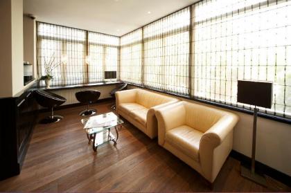 Hotel Blyss - image 3