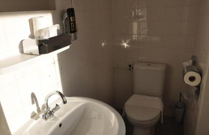 Museum Lane Hotel - image 13