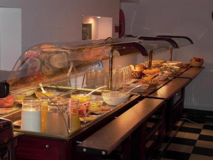 Rokin Hotel - image 9
