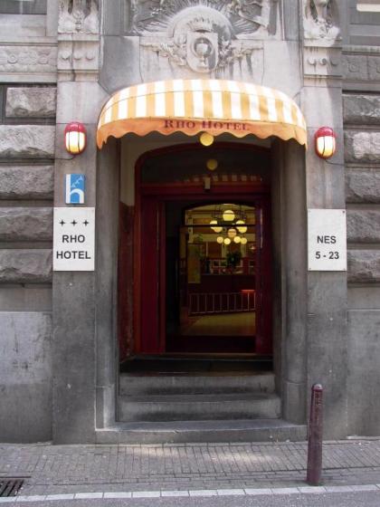 Rho Hotel - image 1