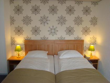 Rho Hotel - image 2