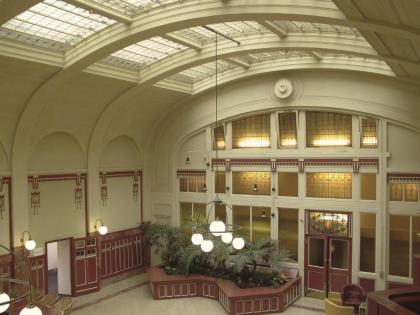 Rho Hotel - image 8