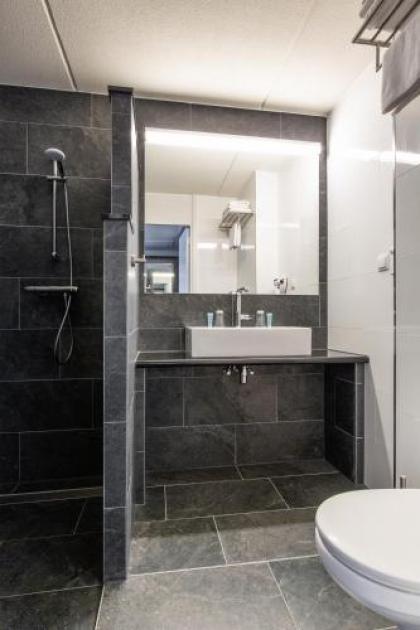Best Western Plus Amsterdam Airport Hotel - image 11
