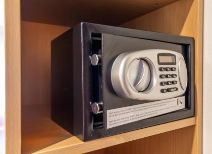 Bastion Hotel Schiphol Hoofddorp - image 6
