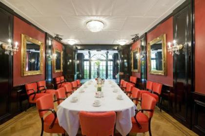 Apollofirst Boutique Hotel - image 20