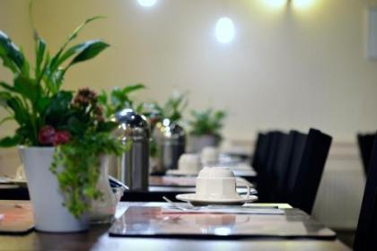 Best Western Dam Square Inn - image 18