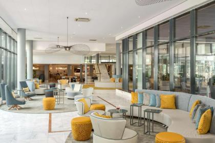 NH Amsterdam Schiphol Airport - image 3