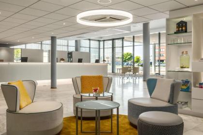 NH Amsterdam Schiphol Airport - image 8