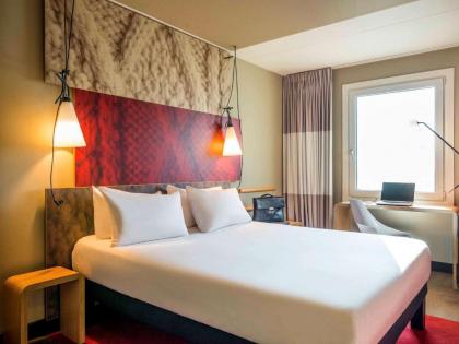 Ibis Schiphol Amsterdam Airport - image 1