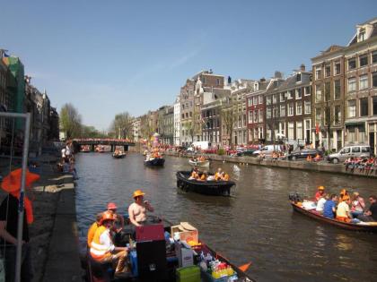 Amsterdam Hostel Uptown - image 3