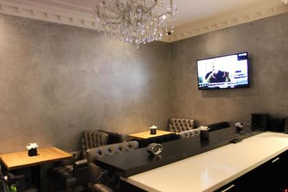 Sara's Boutique Hotel - image 12