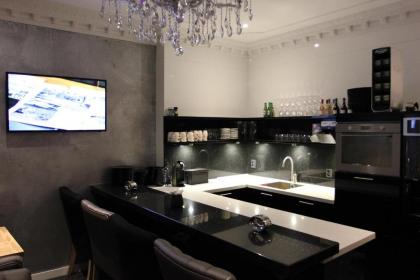 Sara's Boutique Hotel - image 13