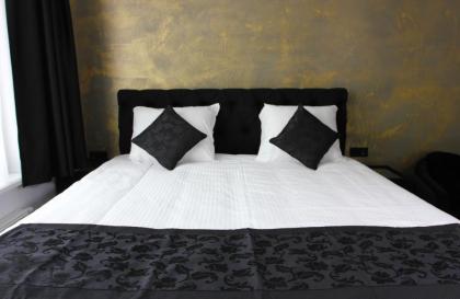 Sara's Boutique Hotel - image 2