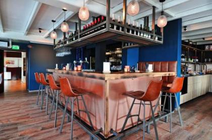 Hotel Herbergh Amsterdam Airport - image 19