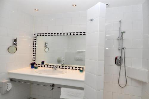 Hotel Herbergh Amsterdam Airport - image 3