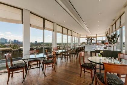 Hilton Amsterdam - image 10