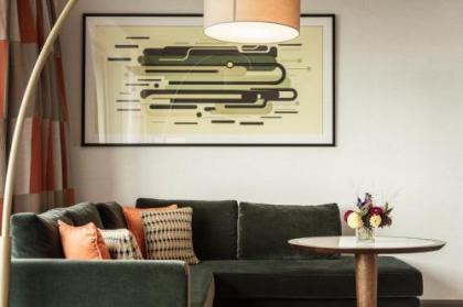 Hilton Amsterdam - image 18