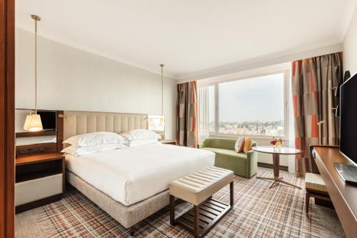 Hilton Amsterdam - image 3