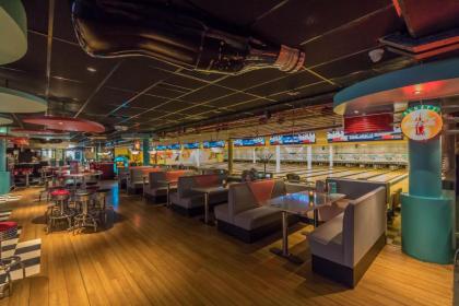 Courtyard by Marriott Amsterdam Airport - image 20