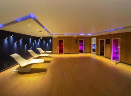 Van der Valk Hotel A4 Schiphol - image 9