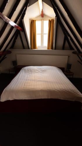 Hotel Internationaal - image 7